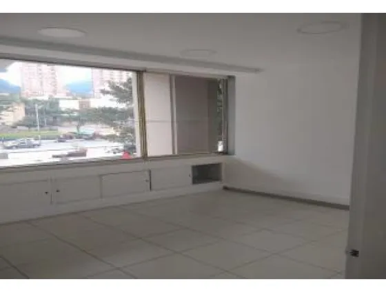 Oficina 132 M2 En Arriendo, Zona Financiera, Centro Internacional