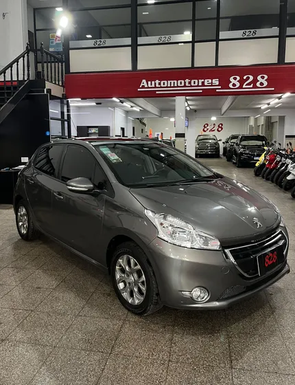 Peugeot 208 1.6 Allure Touchscreen