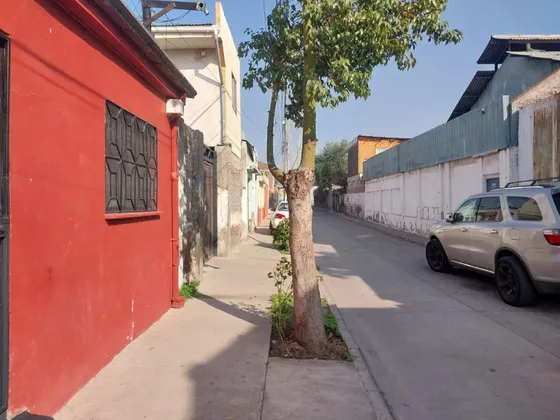 Oportunidad De Inversión: Dos Casas En Una En Recoleta
