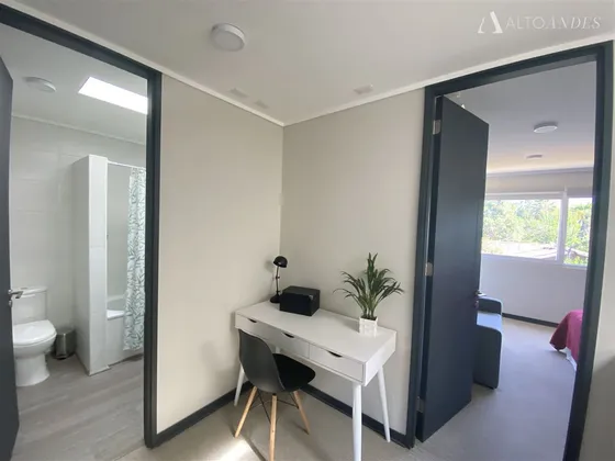 Casa En Venta De 3 Dorm. En La Florida