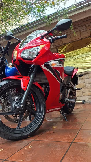 Cbr 300 R