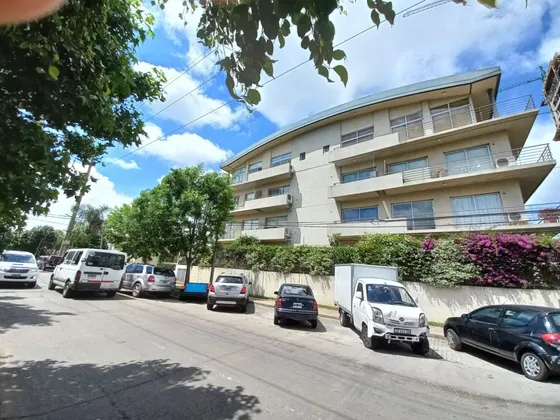 Departamento 1 Ambiente Con Cochera Tigre 