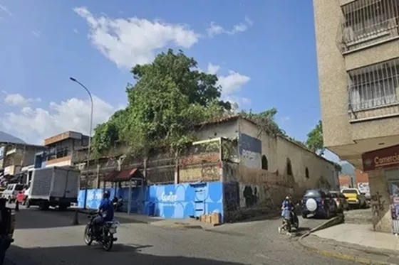 Local Comercial - Casco De Guatire - 800m2