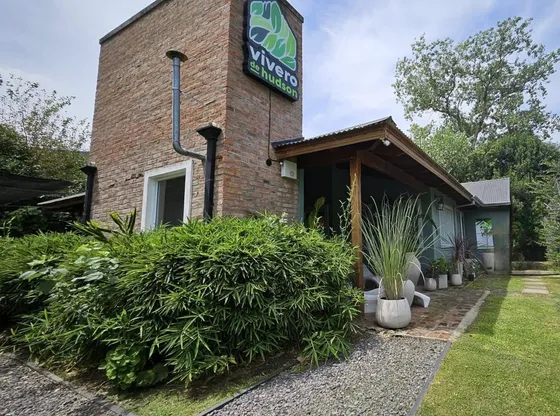 Venta Casa 2 Dormitorios Con Jardin En Hudson