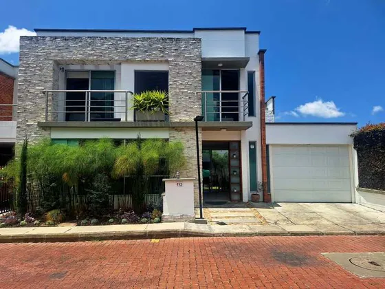 Casa En Venta Ubicada En La Ceja Sector Viva (25211).