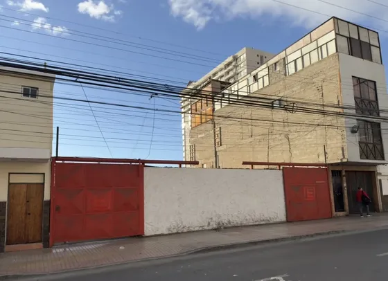 Se Vende Terreno En Centro De La Ciudad 25.000uf