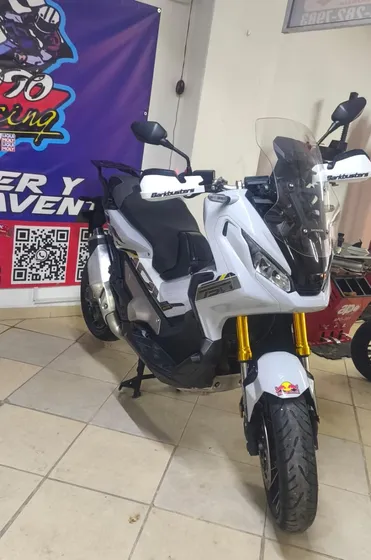 Se Vende Xadv 750  Mod 2019 Transit Envigad Soat Tecno Agost