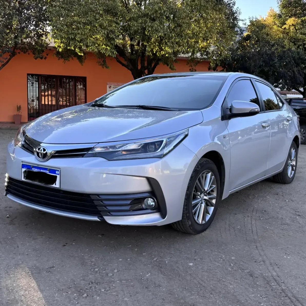 Toyota Corolla 1.8 XEI MT Pack 140 HP