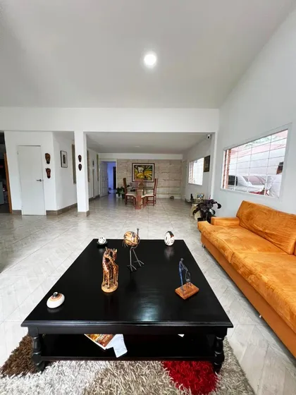Alquiler O Venta De Casa De Un Nivel, Amoblada, Remodelada En El Trigal Norte Valencia  Celi-blk