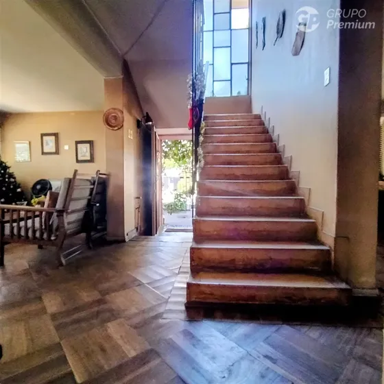 Ñuñoa: Gran Terreno 537m2, Casa Chalet, Precio Oportunidad