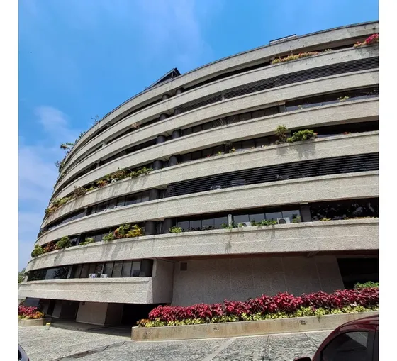 Sebucan/alquiler/apto C/ Terraza/400m2/4 Hab Con Baño/ 2 Hab Serv/