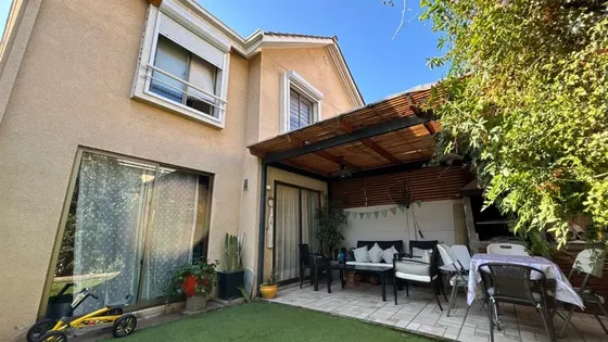 Casa En Venta De 3d, Sector Terra Andina, Puente Alto