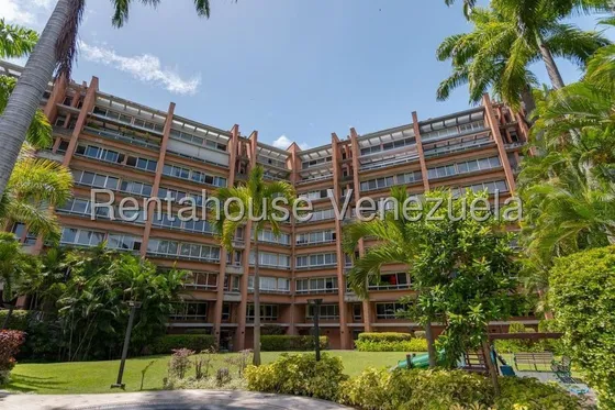 Se Vende Apartamento En Los Chorros  25-17992