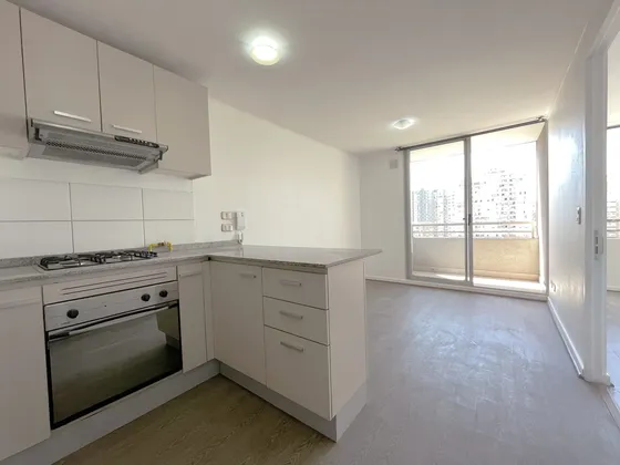 Luminoso Y Privado Departamento En Arriendo, San Miguel !!