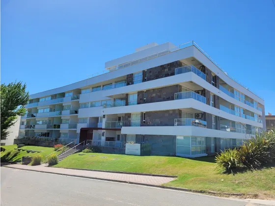 Departamento En Venta - Los Capellanes - 3 Ambientes - Cercano Al Mar