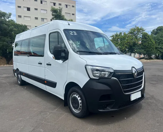 Renault Master Minibus 2.3 Executive L3h2 16l 5p