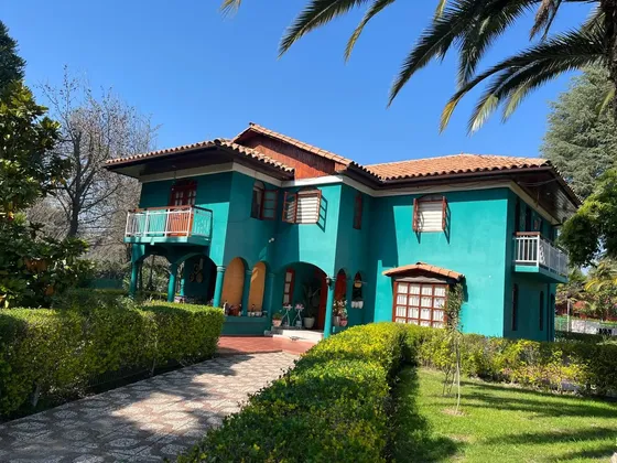 Propiedad Con 3 Casas En Calera De Tango