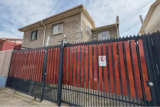 Venta Casa 3d1b En Bahía Navidad, Puente Alto