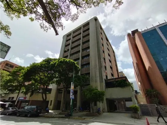 Se Vende Oficina 122 M2 En La Urbanización El Rosal