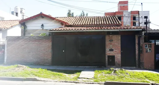 En Venta En Martin Coronado  Chalet 4 Ambientes F: 8918