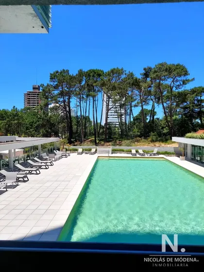 Hermoso Departamento De 1 Dormitorio En Venta En Torre Con Amenities.