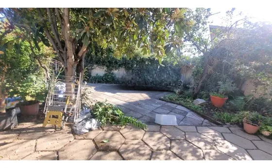 Casa  En La Reina/ Rutilio Rivas 