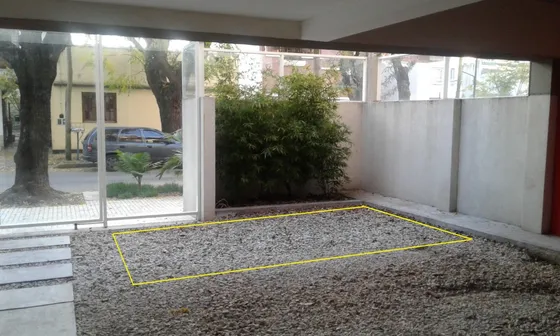 Cochera Descubierta En San Isidro O'higgins Al 300