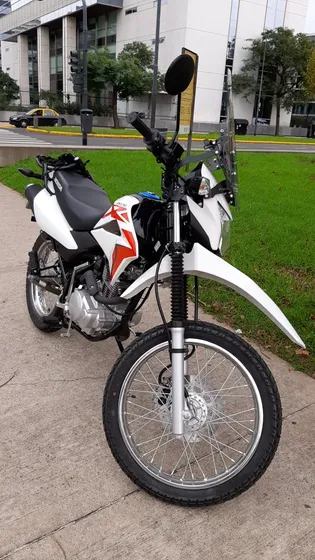 Honda Xr 150l. +  Accesorios 