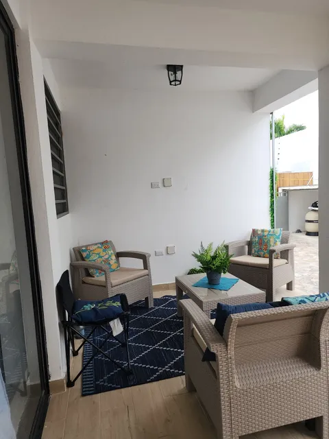 Punta Cana-bavaro,se Renta Casa Amueblada De 3 Habitaciones 