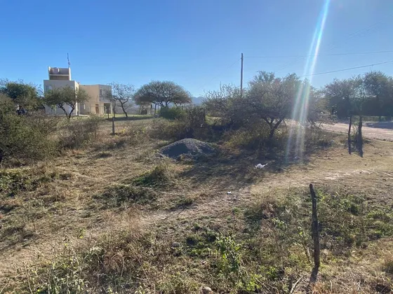Terreno En Venta En Unquillo. 