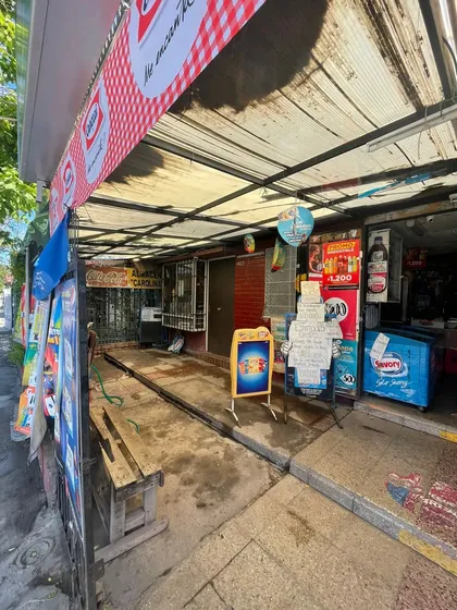 Local Comercial, Con Casa Habitacional