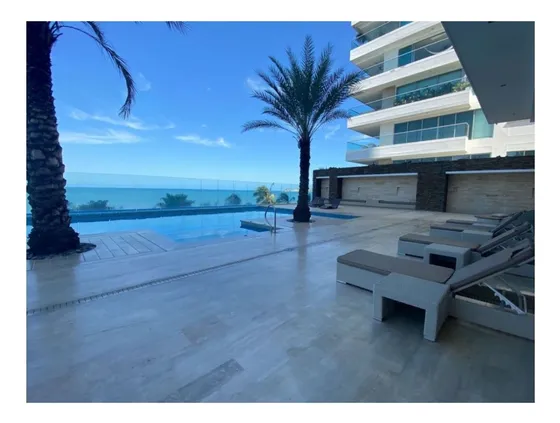 Venta De Apartamento En Edificio Frente Al Mar -ca