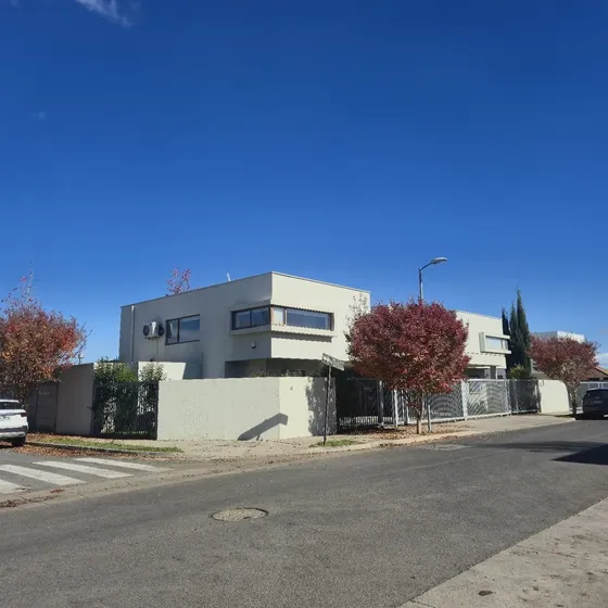 Casa En Venta De 3 Dorm. En Sector Las Rastras Talca