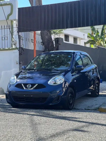 Nissan March Full