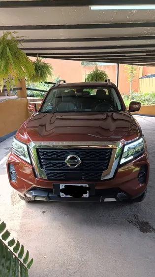 Nissan Frontier Platinum
