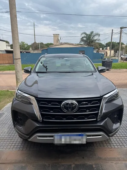 Toyota Sw4 2.8 Srx 204cv 4x4 7as At