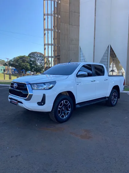 Toyota Hilux 2.7 Srv Cab. Dupla 4x2 Flex Aut. 4p Marchas