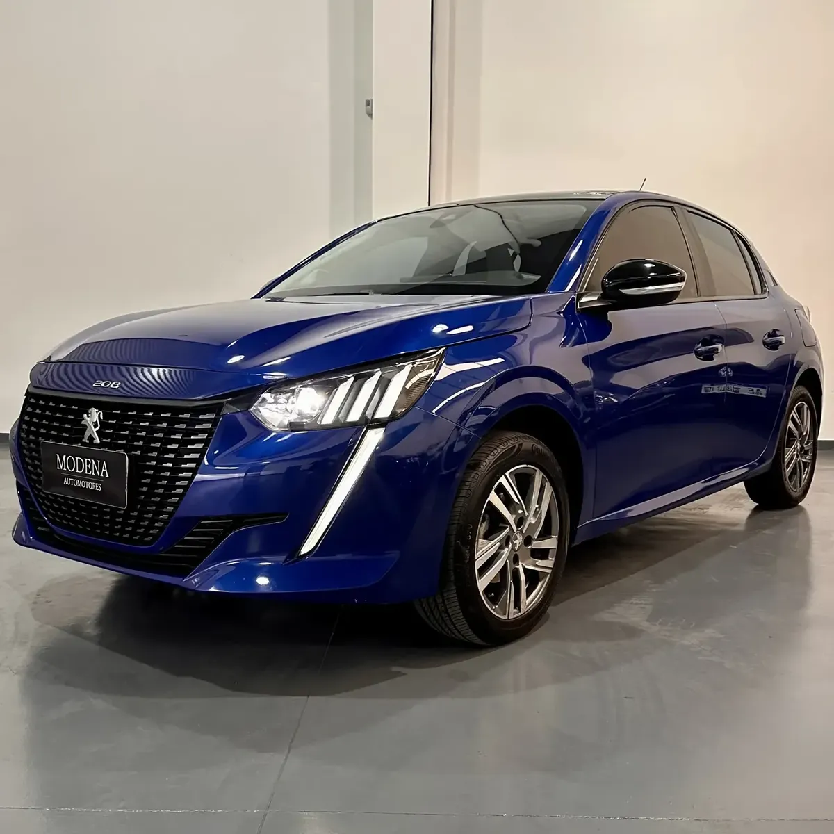 Peugeot 208 1.6 Feline Tiptronic