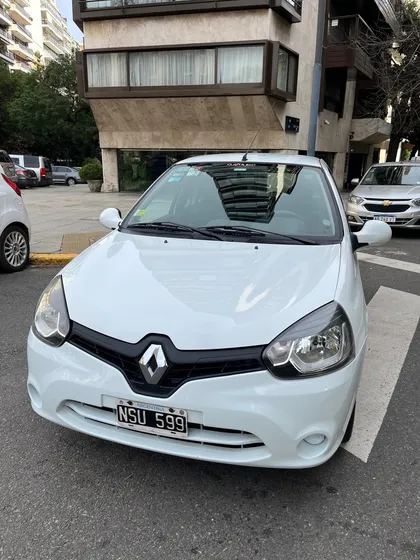 Renault Clio 1.2 Mio Confort Plus Abs Abcp