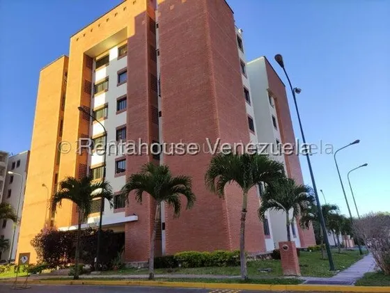Marianny Gonzalez, Alquila Apartamento Parque Trinitarias Zona Este Barquisimeto