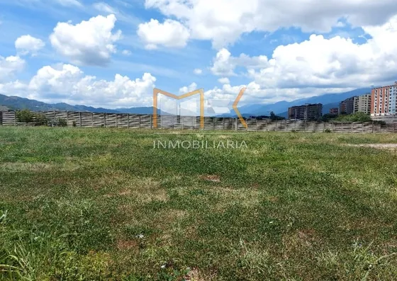 En Venta Terreno Plano 22820 M2 , Con Un Galpón De 5000 Metros Cuadrados