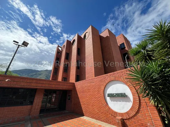 Apartamento En Venta Urb Miranda Ar Mls # 24-27708