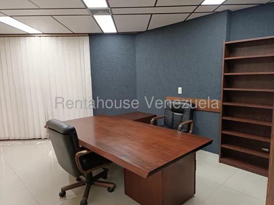 Oficina Con Hermosa Terraza En Alquiler Y Venta, Ccct, Urb. Chuao