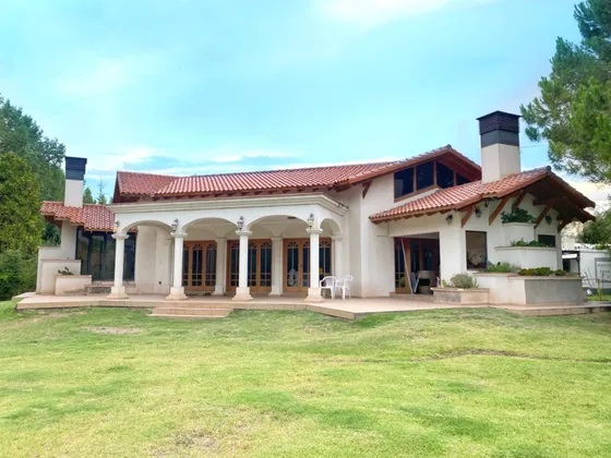 Casa En Venta En Vistalba, Luján De Cuyo, Mendoza