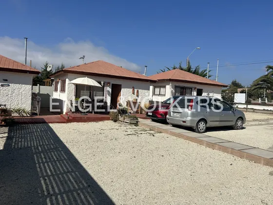 Cabañas Familiares En Venta En Guanaqueros, Iv Región