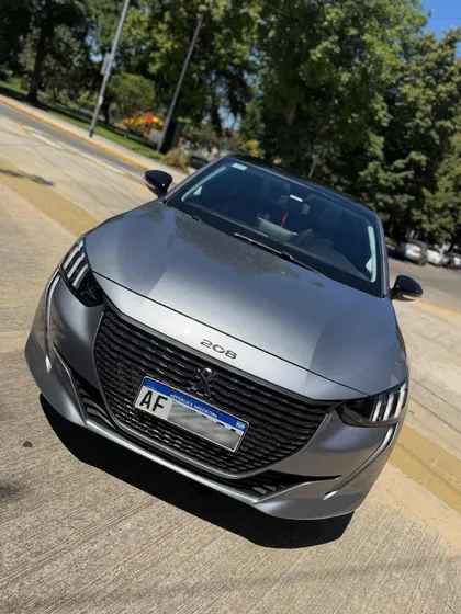 Peugeot 208 1.6 Style Tiptronic