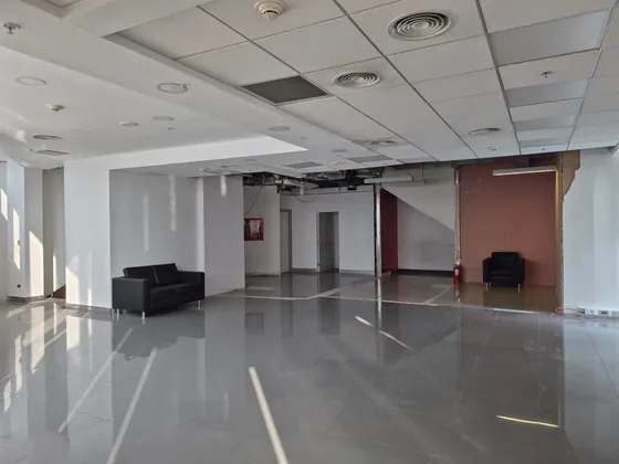 Local Comercial En Arriendo Escuela Militar 150 M2