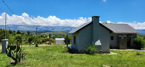 Casa En Venta En Villa Yacanto (con Vista Ideal A Las Sierras)