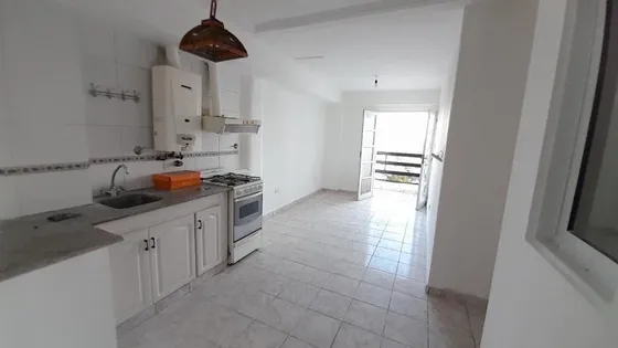 Venta De3partamento 2 Dorm + Cochera, Honduras 1° Cuadra