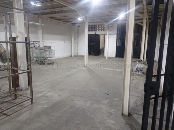 Milagros Inmuebles Local Alquiler Barquisimeto Lara Zona Centro Economica Comercial Economico Código Inmobiliaria Rent-a-house  25-5200
